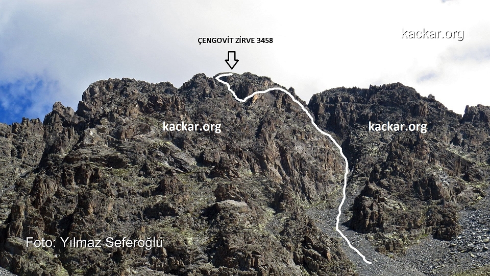 kackarlar-cengovit-polant-52-2.jpg - Çengovit 3458 mt. - Polant 3494 mt. Zirve Tırmanışı / Kaçkar Dağları (2 Eylül 2017)